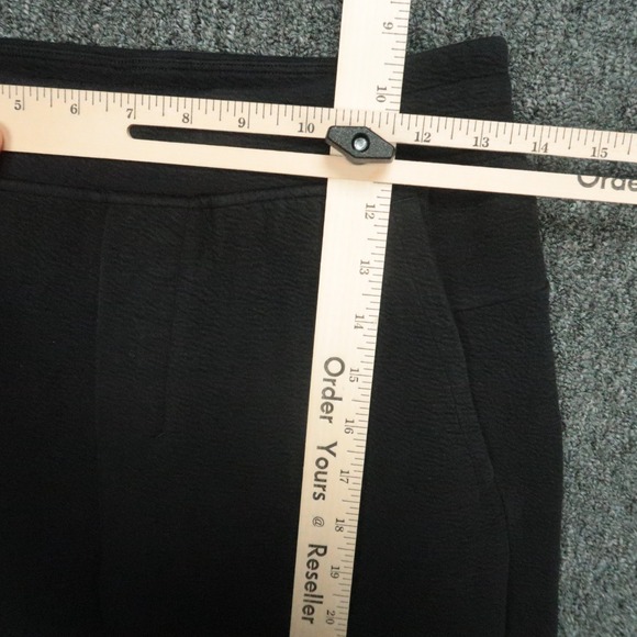 Lululemon Pants Men Extra Small Black Textured Space Joggers Athleisure Training - Picture 8 of 10